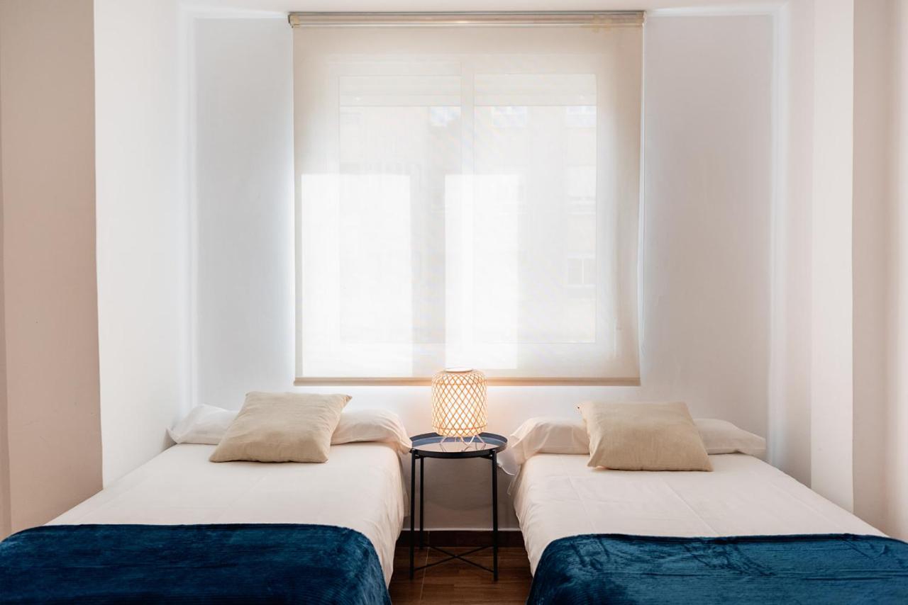 Apartamentos Fv Flats Valencia - Mestalla 7 Eksteriør billede