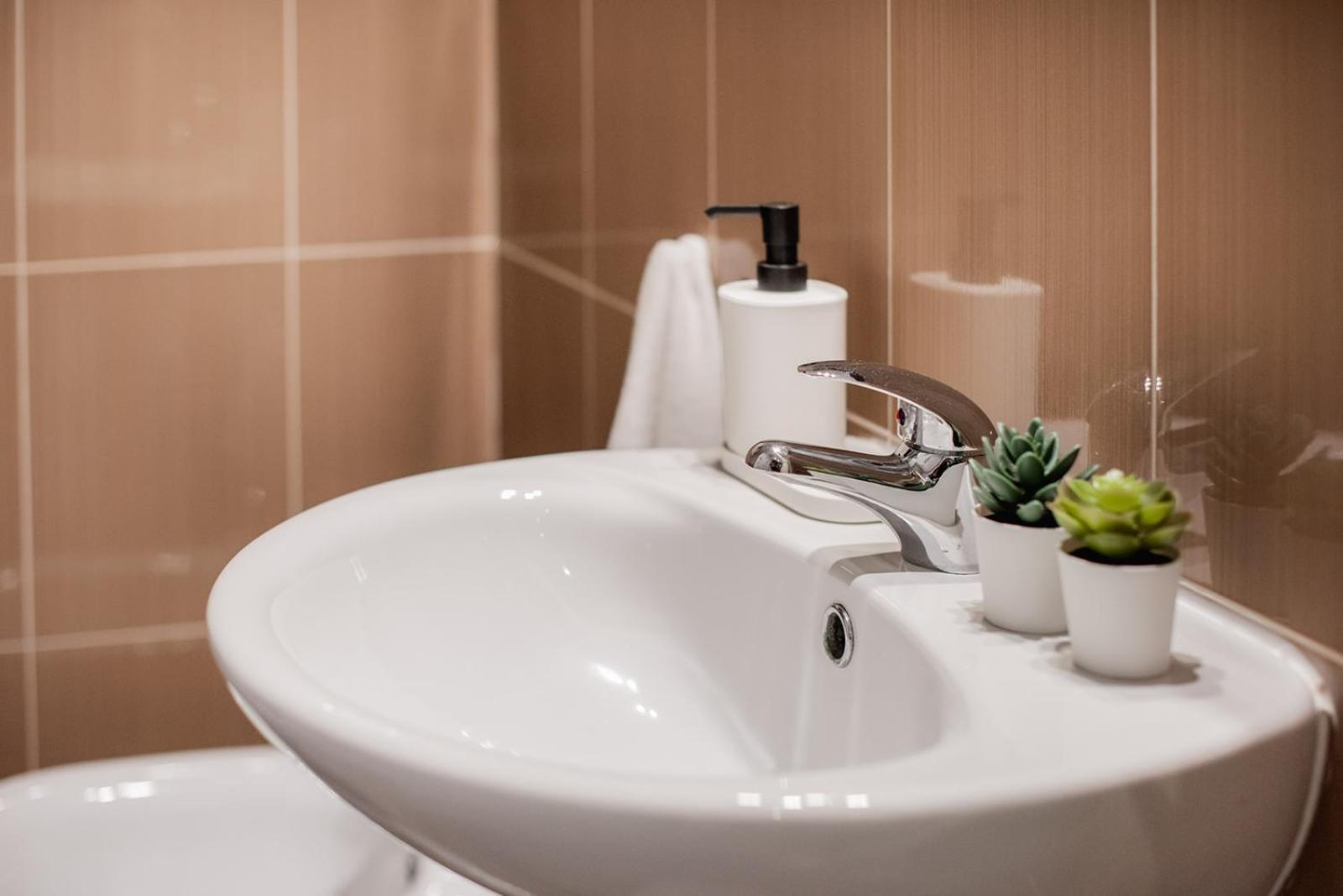 Apartamentos Fv Flats Valencia - Mestalla 7 Eksteriør billede